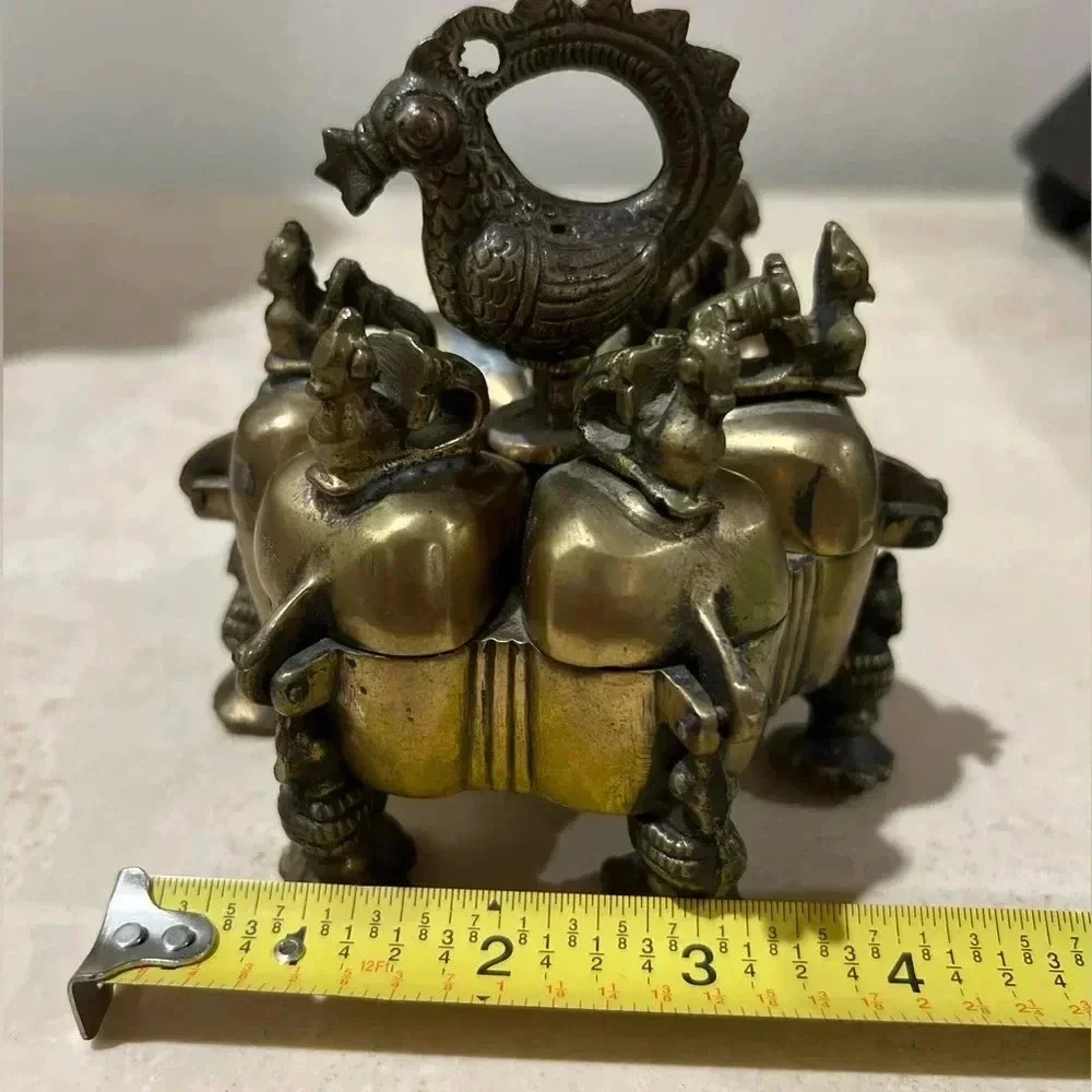 Antique KumKum Box - India - Picture 2 of 5